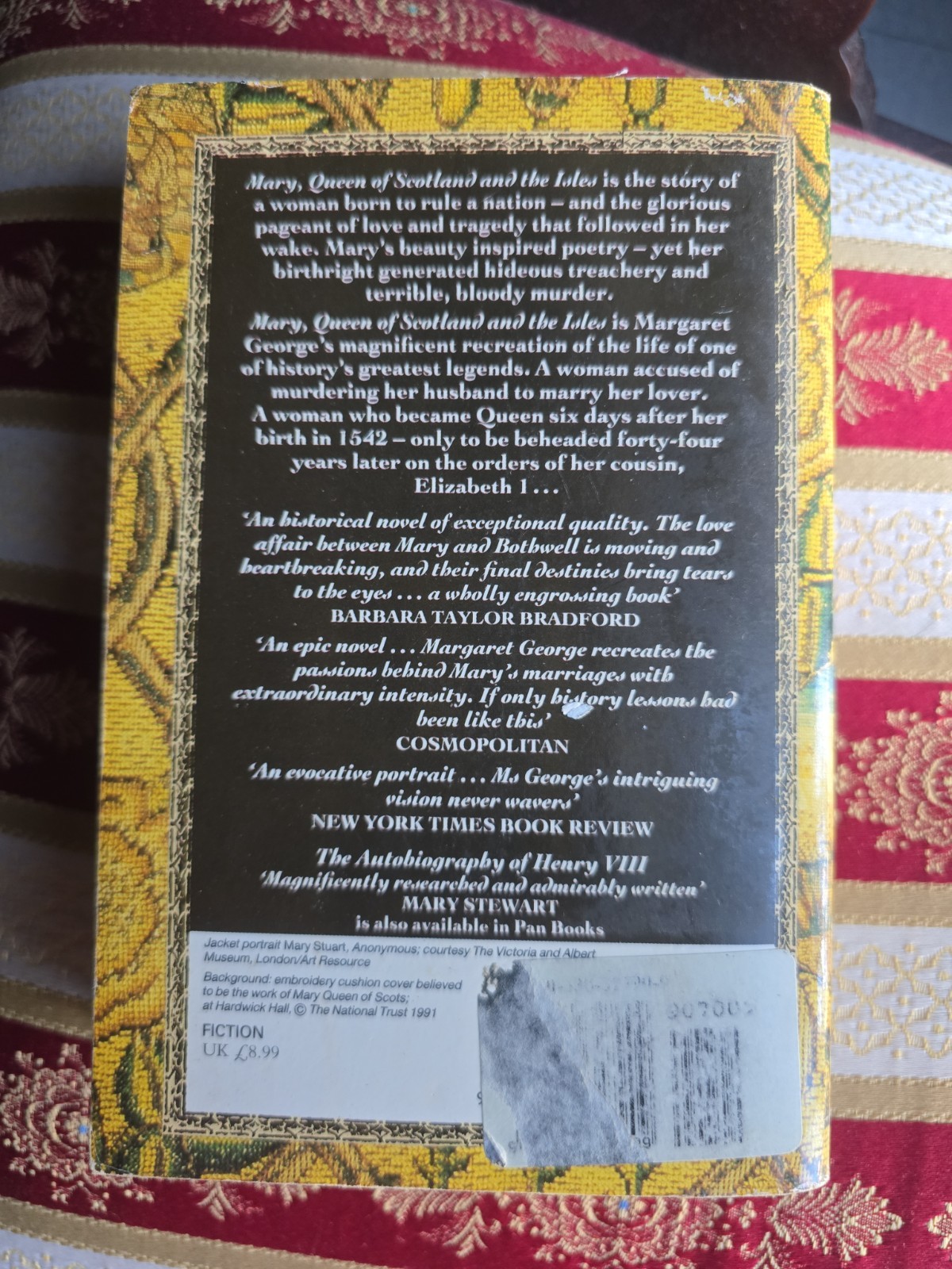Mary Queen of Scotland and the Isles by George, Margaret