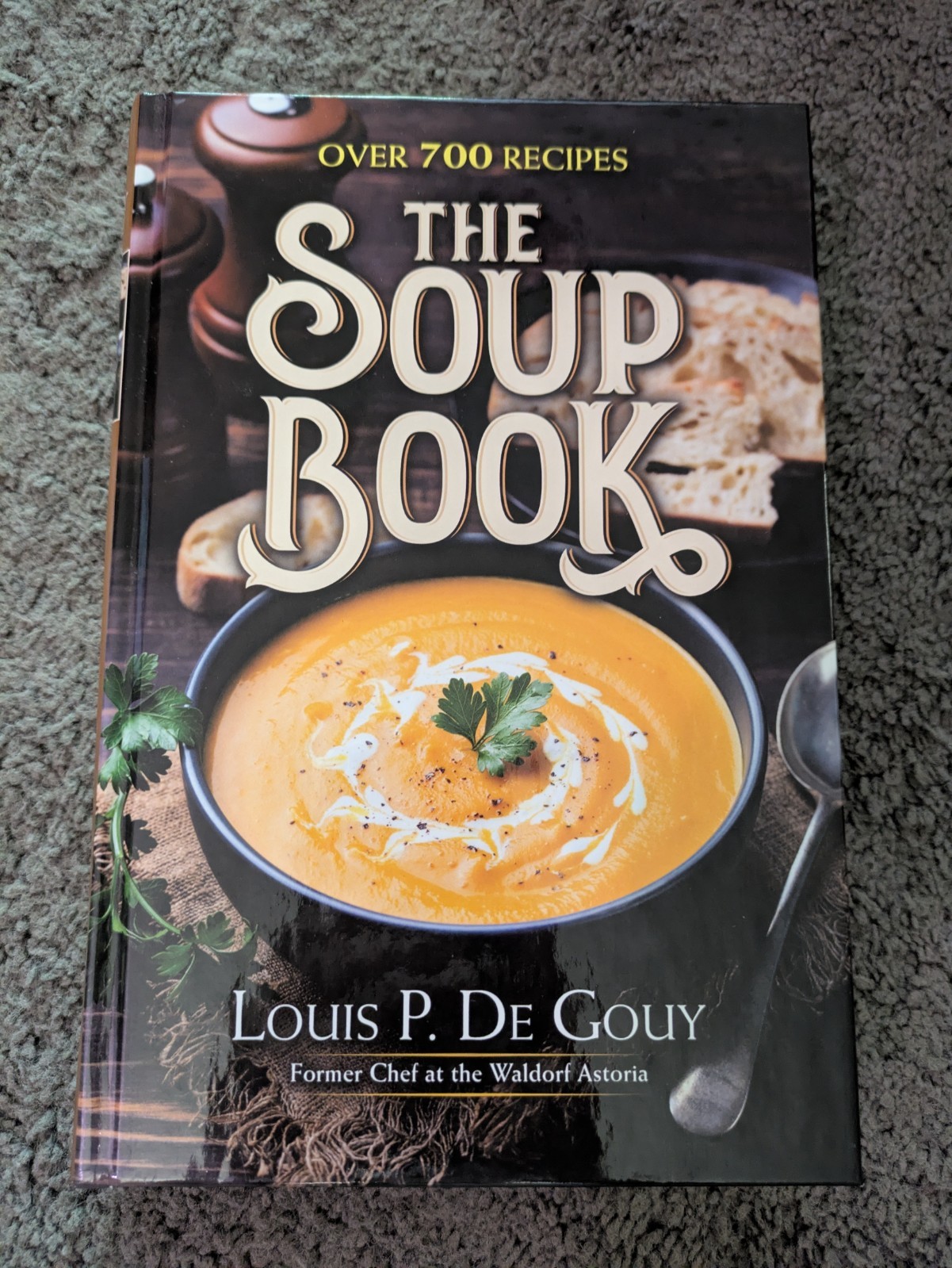‘The Soup Book’ by Louis P. De Gouy / Great Condition Hardcover